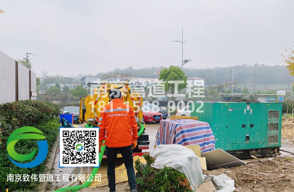 303吉祥庵售楼部抽粪
